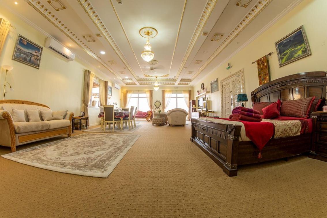 Sur Bandar Al Ayjah Hotel Apartments Екстериор снимка