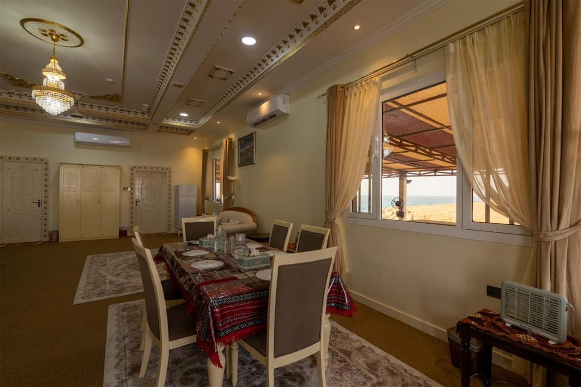 Sur Bandar Al Ayjah Hotel Apartments Екстериор снимка