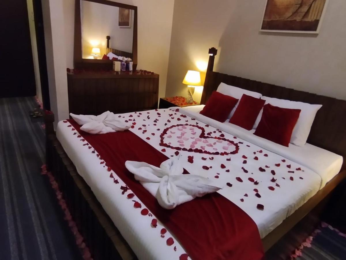 Sur Bandar Al Ayjah Hotel Apartments Екстериор снимка