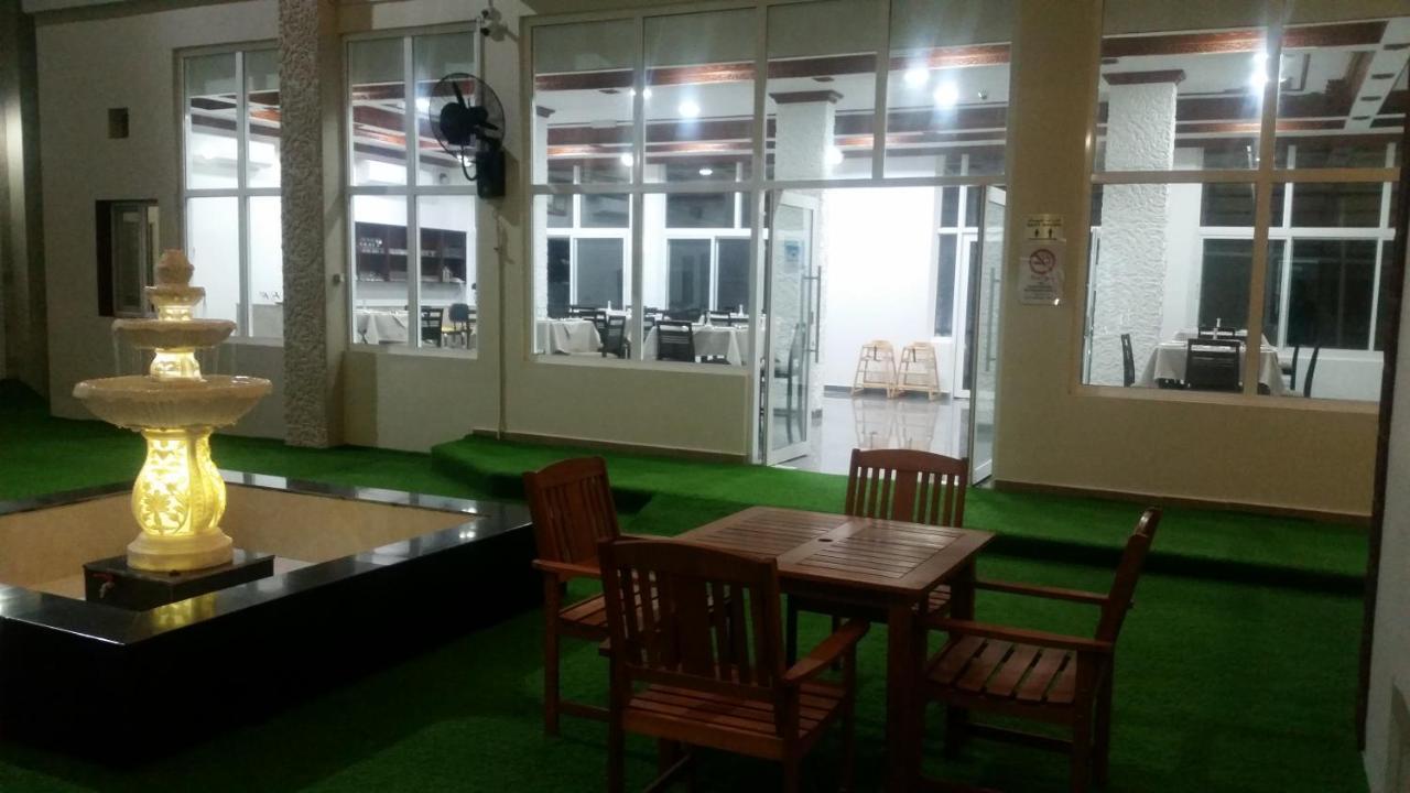 Sur Bandar Al Ayjah Hotel Apartments Екстериор снимка