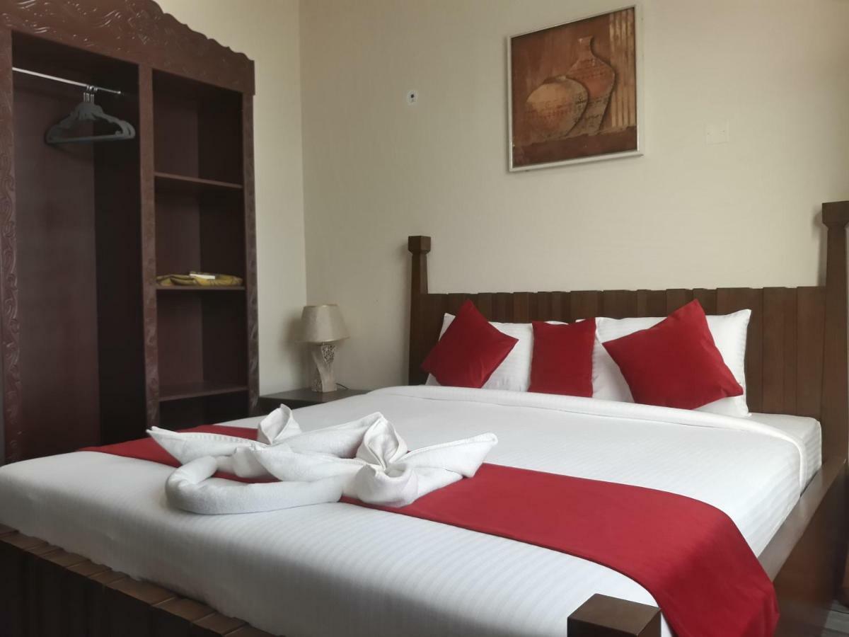 Sur Bandar Al Ayjah Hotel Apartments Екстериор снимка